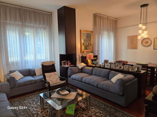 Appartamento in vendita di 150 m² in Via privata Quarto Cagnino