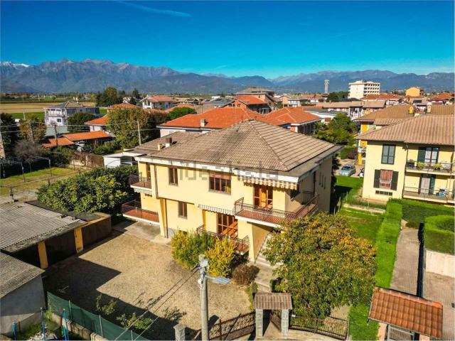 Appartamento in vendita di 150 m² in Via Puccini, 17