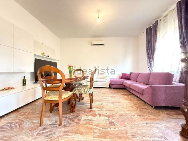 Appartamento in vendita di 150 m² in Via Roma, 47