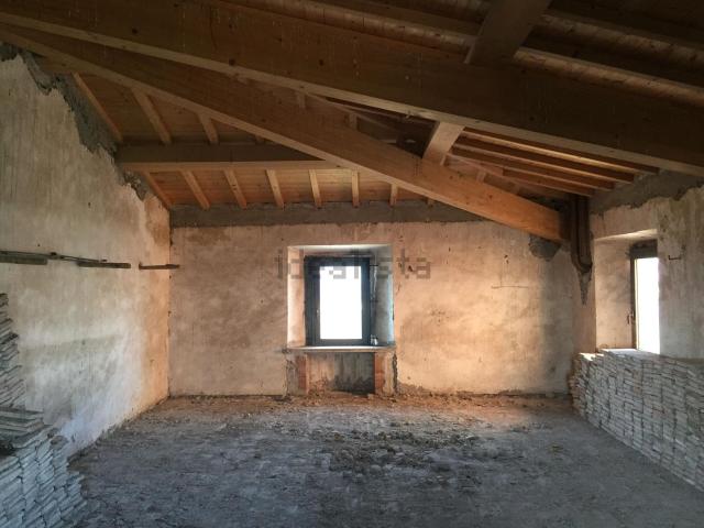 Appartamento in vendita di 150 m² in Via Roma
