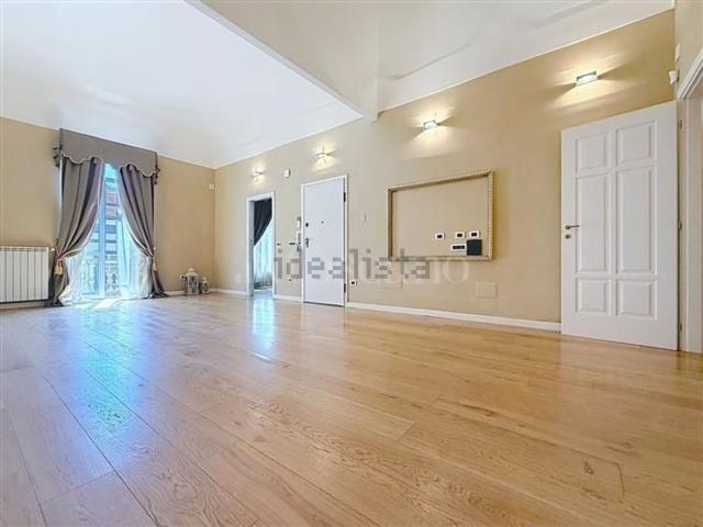 Appartamento in vendita di 150 m² in Via Roma