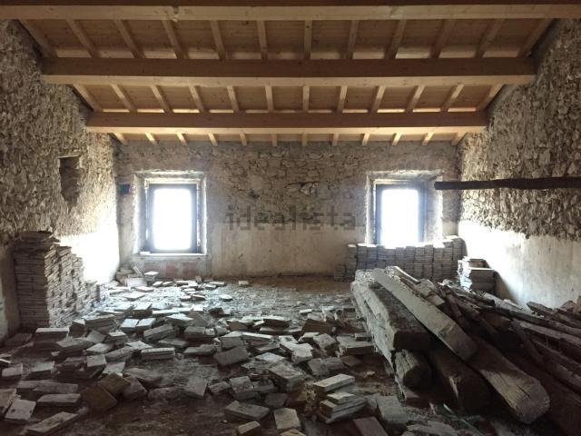 Appartamento in vendita di 150 m² in Via Roma