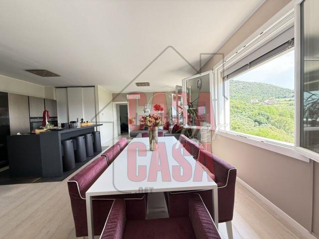 Appartamento in vendita di 150 m² in Via Roma