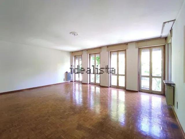 Appartamento in vendita di 150 m² in Via Roma, 13