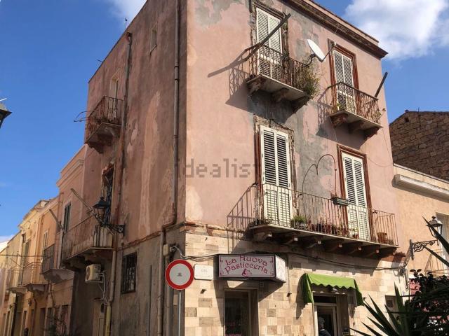 Appartamento in vendita di 150 m² in Via Roma