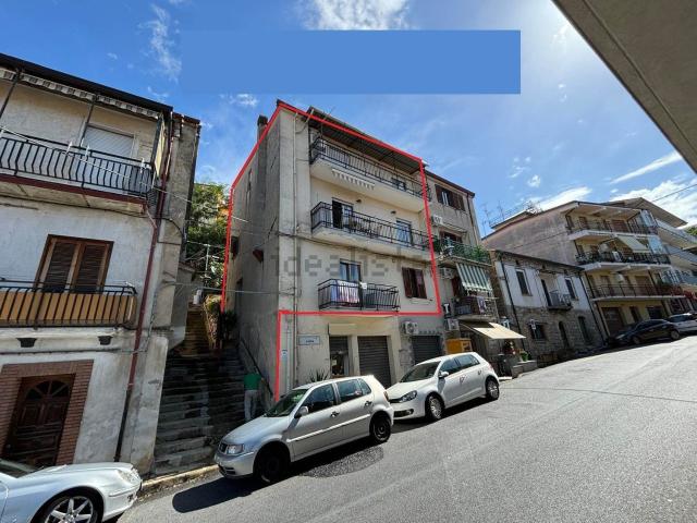 Appartamento in vendita di 150 m² in Via Roma, 250