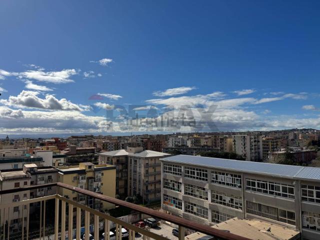 Appartamento in vendita di 150 m² in Via Randazzo, 5