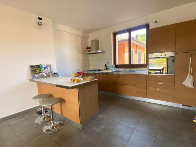 Appartamento in vendita di 150 m² in Via Raoul Achilli, 20