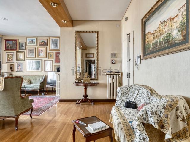 Appartamento in vendita di 150 m² in Via Ruggero Leoncavallo
