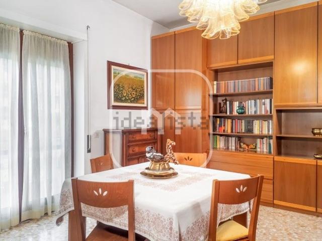Appartamento in vendita di 150 m² in Via Telegono
