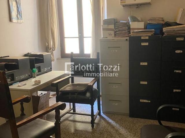 Appartamento in vendita di 150 m² in Via Tripoli