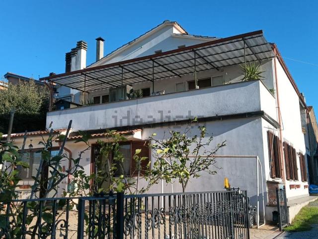 Appartamento in vendita di 150 m² in Via Valle Calandrella