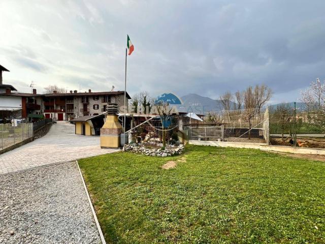 Appartamento in vendita di 150 m² in Via Valle del Muto