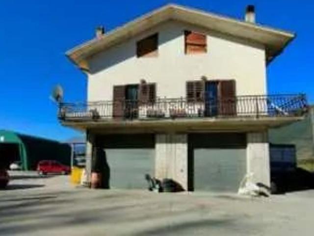 Appartamento in vendita di 150 m² in Via Valle Salice, 66