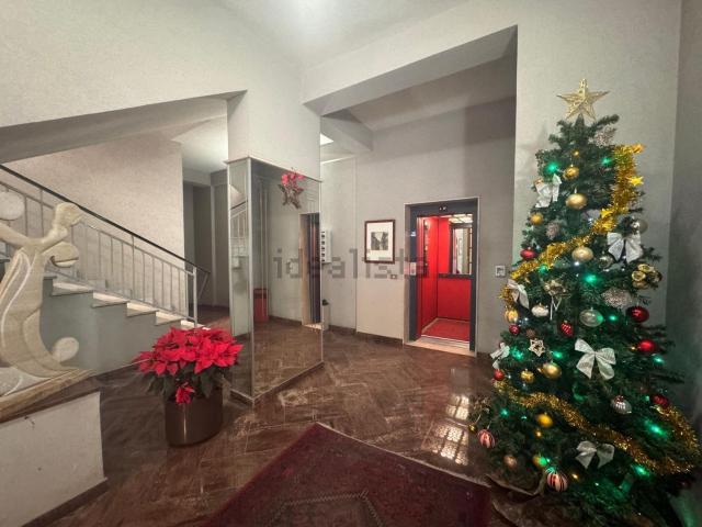 Appartamento in vendita di 150 m² in Via Velletri, 1