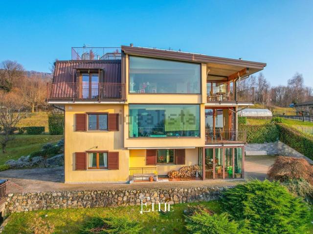 Appartamento in vendita di 150 m² in Via Verbano, 56