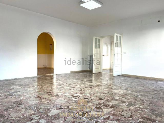 Appartamento in vendita di 150 m² in Via Vittorio Alfieri, 3