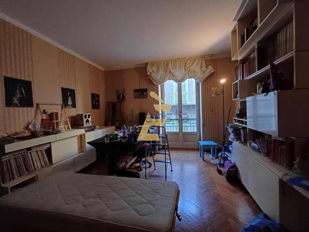 Appartamento in vendita di 150 m² in Via Vittorio Emanuele II