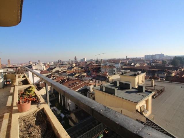 Appartamento in vendita di 150 m² in Via Vittorio Veneto, 6