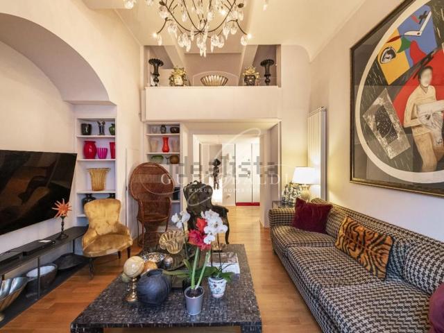 Appartamento in vendita di 150 m² in Via Vivaio