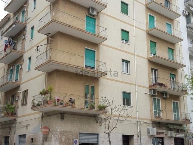Appartamento in vendita di 150 m² in Via Vincenzo Capozzi, 42