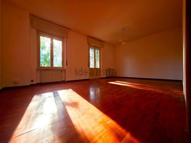 Appartamento in vendita di 150 m² in Via Vincenzo Bellini