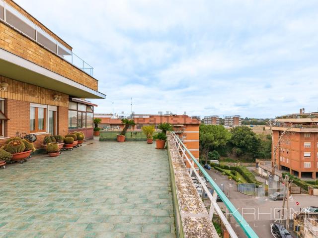 Appartamento in vendita di 150 m² in Via Vincenzo Viara de Ricci