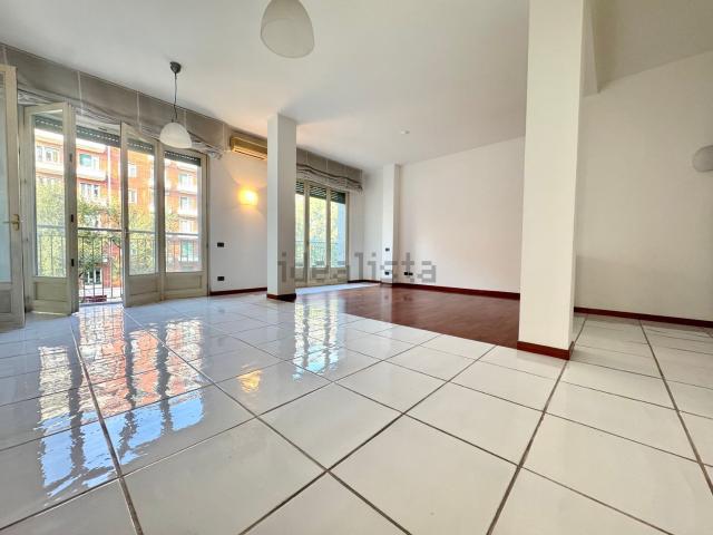 Appartamento in vendita di 150 m² in Viale Beatrice d&apos Este, 38