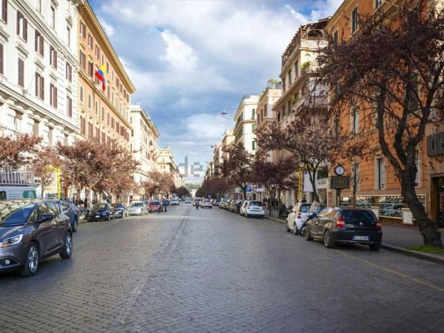 Appartamento in vendita di 150 m² in Viale delle Milizie