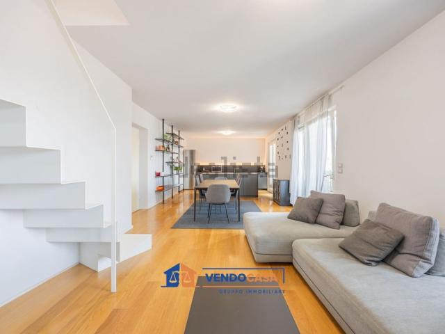 Appartamento in vendita di 150 m² in Viale Europa, 17