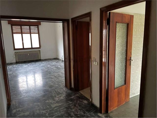 Appartamento in vendita di 150 m² in Viale G. Amendola