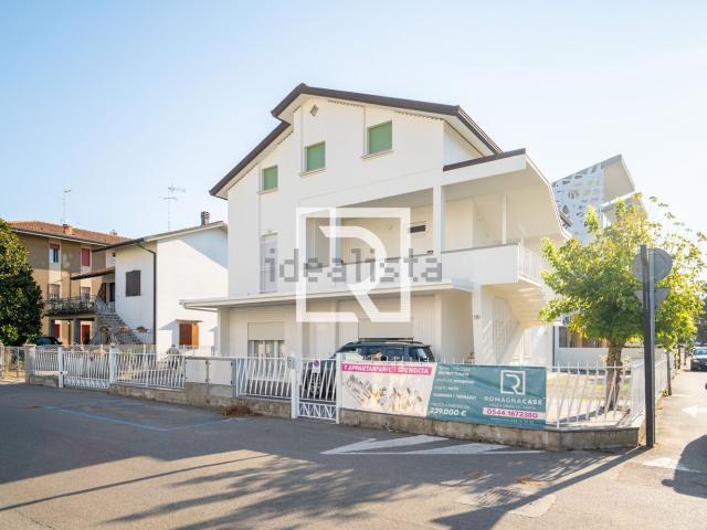 Appartamento in vendita di 150 m² in Viale Italia, 38