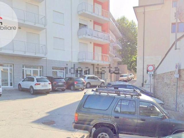 Appartamento in vendita di 150 m² in Viale Nicolò Persichetti, 20