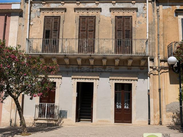 Appartamento in vendita di 150 m² in Viale Principe di Piemonte