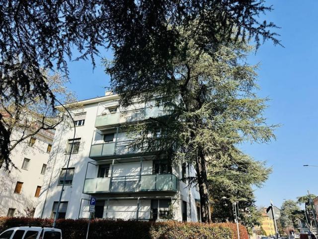 Appartamento in vendita di 150 m² in Viale Sette Fratelli Cervi