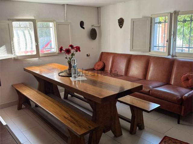 Appartamento in vendita di 150 m² in Viale Storchi