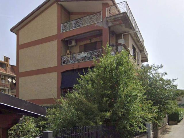 Appartamento in vendita di 150 m² in Contrada I Rotondi, 65