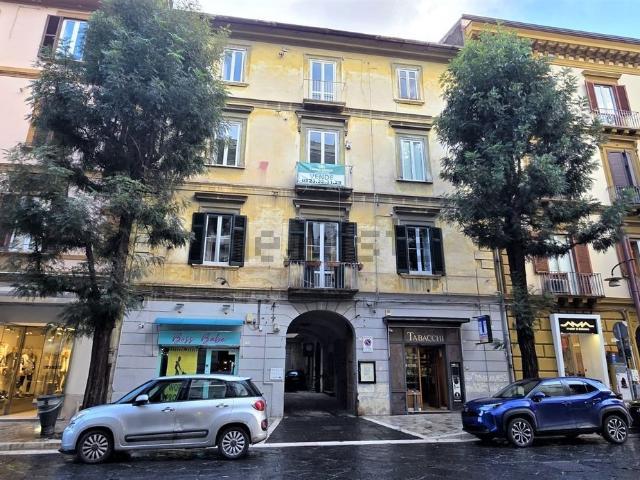 Appartamento in vendita di 240 m² in Corso Trieste, 173