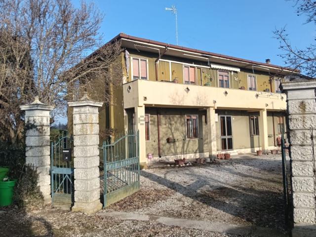 Appartamento in vendita di 150 m² in Corso Vittorio Emanuele II, 6