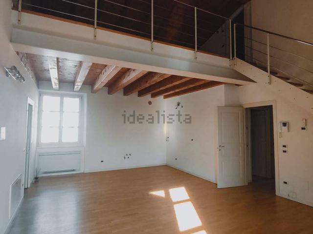 Appartamento in vendita di 150 m² in Corso Bonomelli Silvio, 5