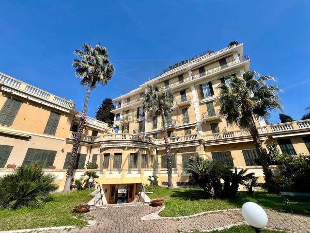 Appartamento in vendita di 150 m² in Corso Italia, 100
