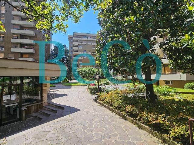 Appartamento in vendita di 150 m² in Largo Volontari del Sangue, 2