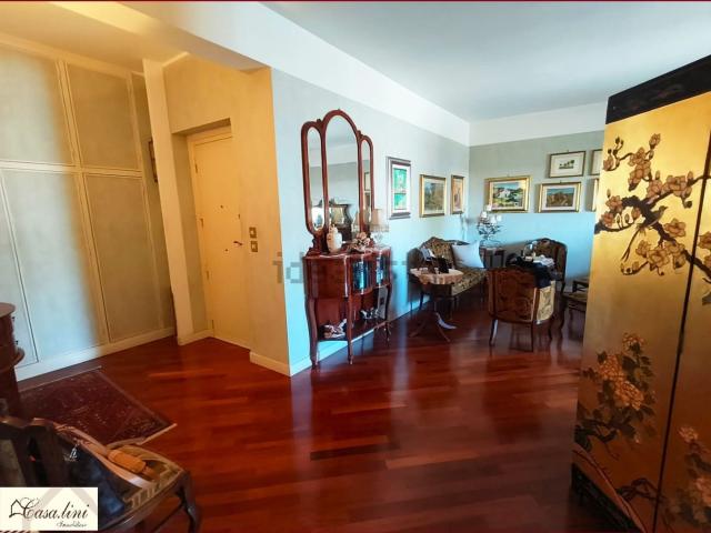 Appartamento in vendita di 150 m² in Largo Antonio Lo Russo, 9