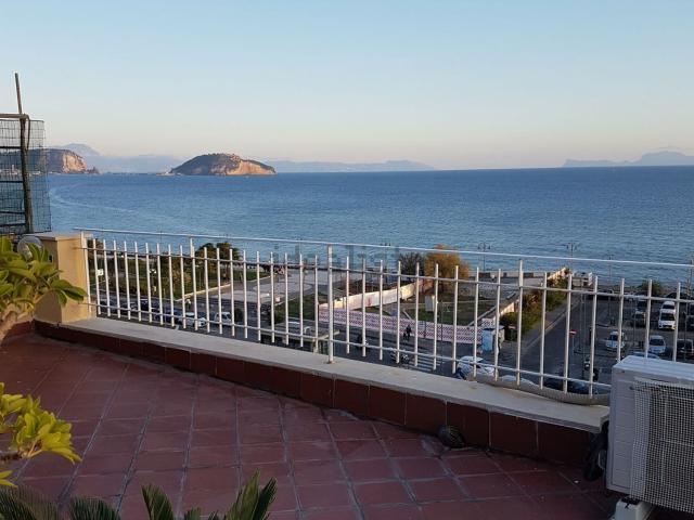 Appartamento in vendita di 150 m² in Lungomare Pertini