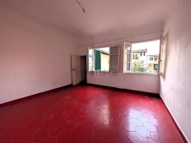 Appartamento in vendita di 150 m² in Piazza della Indipendenza, 22