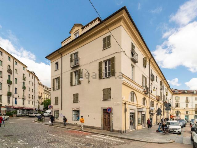Appartamento in vendita di 150 m² in Piazza Emanuele Filiberto, 2