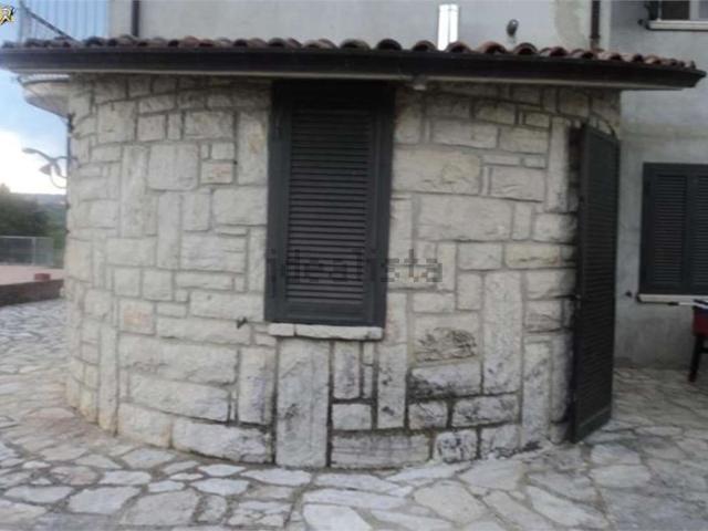 Appartamento in vendita di 150 m² in Piazza IV Novembre