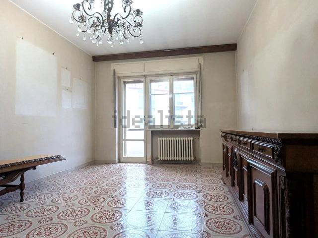 Appartamento in vendita di 150 m² in Piazza Luigi Pierangeli
