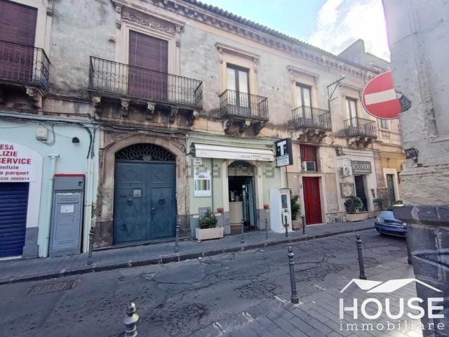 Appartamento in vendita di 150 m² in Piazza San Francesco di Paola