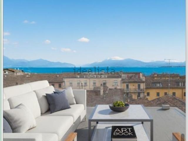 Appartamento in vendita di 150 m² in Piazza Ulisse Papa